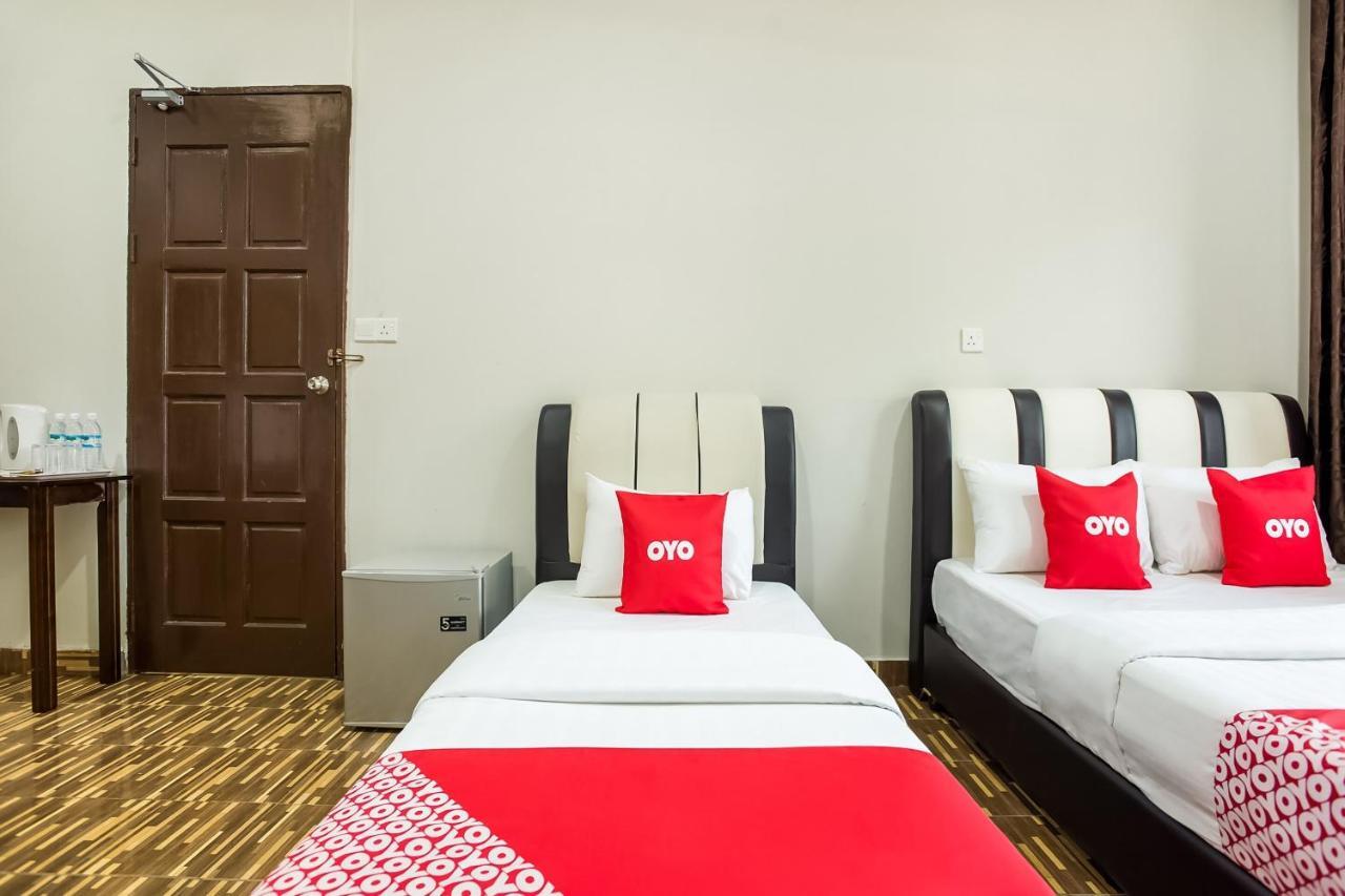 Oyo 89712 Grand Inn Semporna Exterior foto